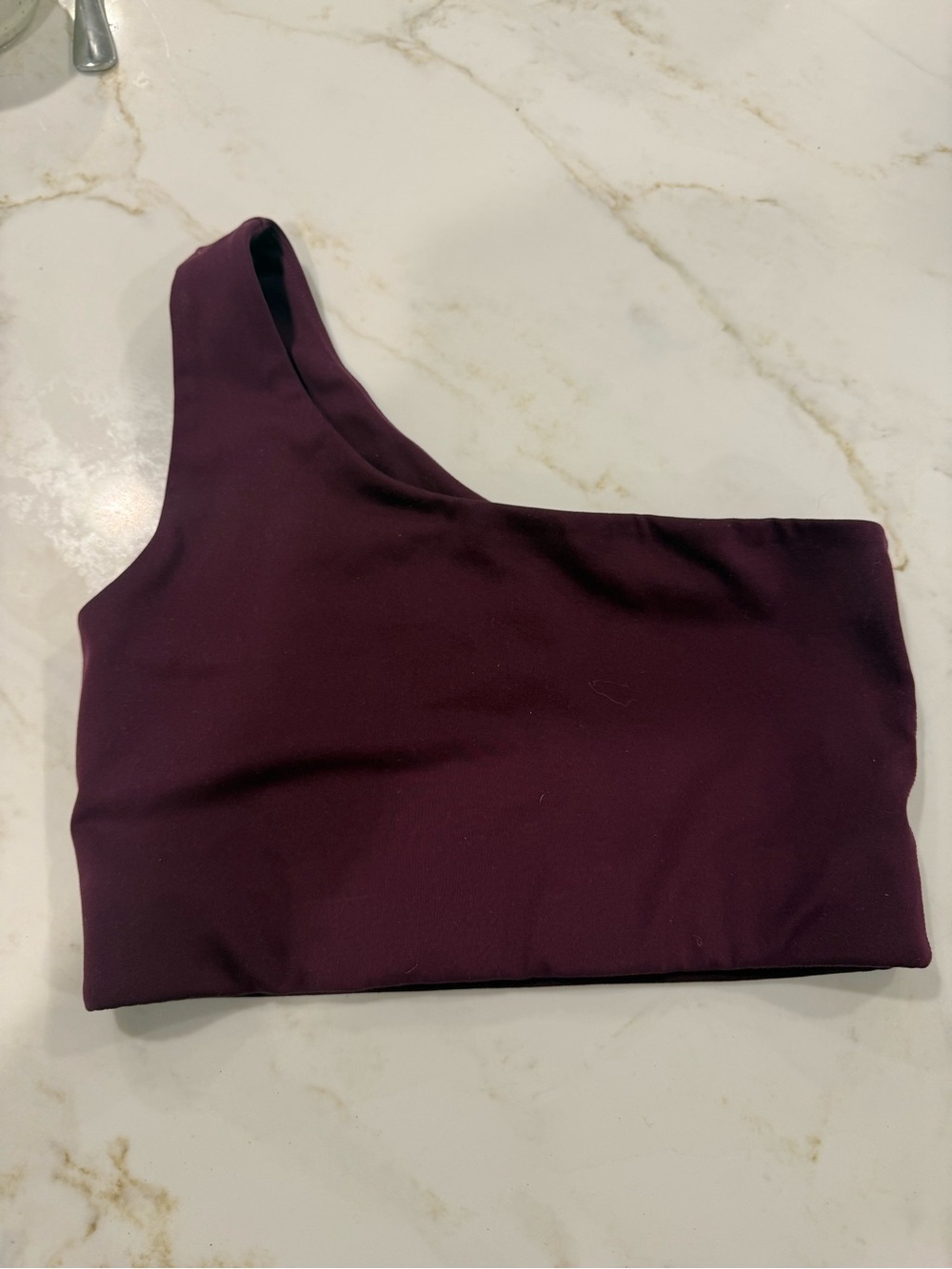 girlfriend collective Wine One-Shoulder Crop Top